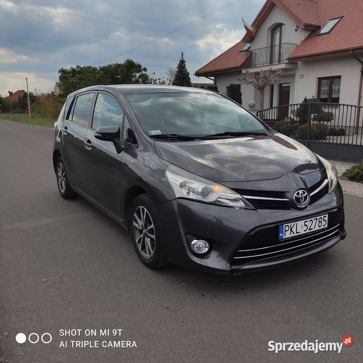 Toyota Verso 7 osobowy 1600cm3 Koło