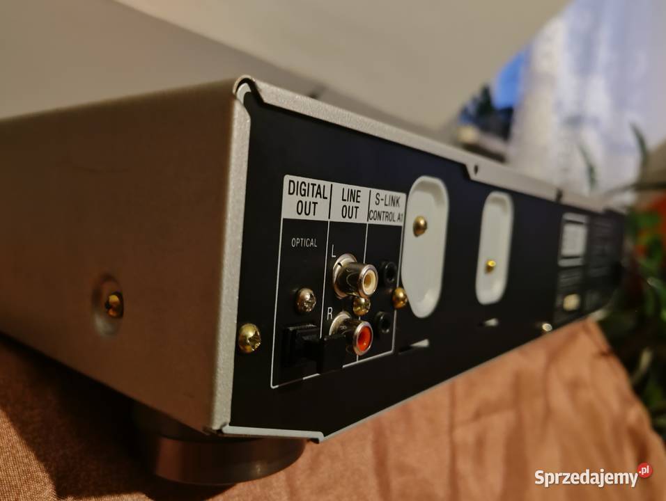 Sprzedam odtwarzacz CD sony cdp xe model 510 w Trzebuska