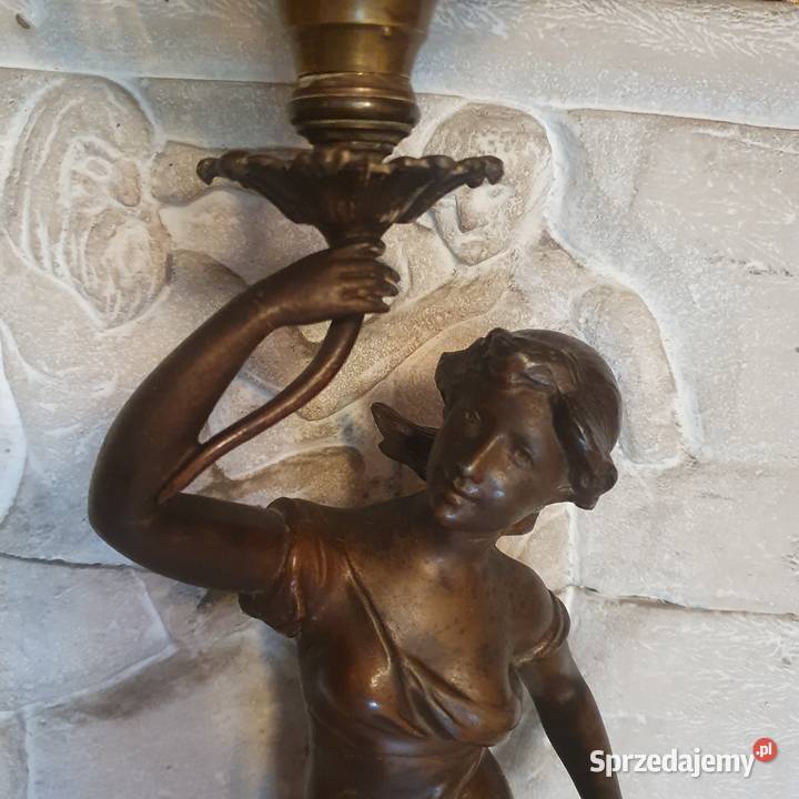 Sprawnasygnowana duża lampa naftowa autorstwa