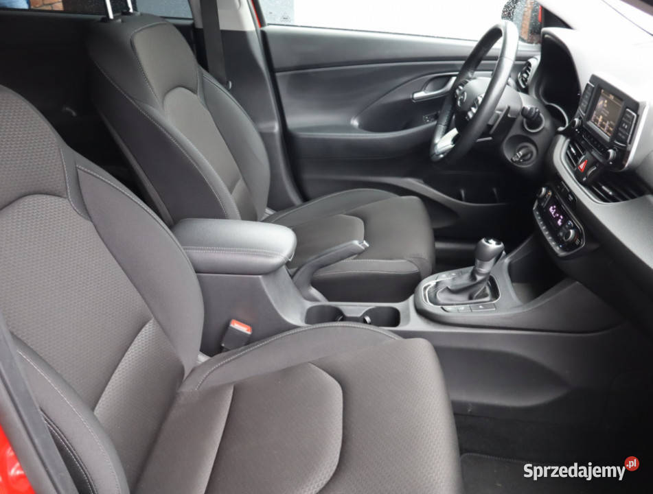 Hyundai i30 14 TGDI asystent pasa ruchu i30 Piaseczno