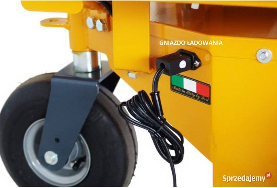 Transporter elektryczny 600 W 450 FORT Włochy nieuszkodzony Maszyny rolnicze Głogoczów