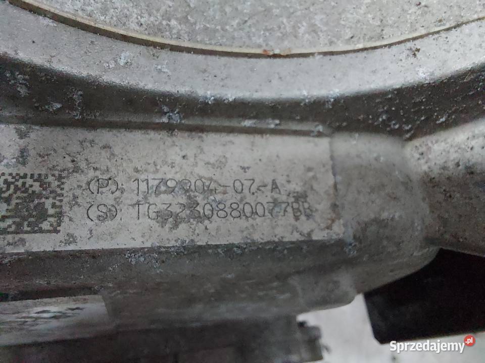 TESLA MODEL Y 2023r Silnik napęd elektryczny RWD Mechanizmy opuszczania szyb