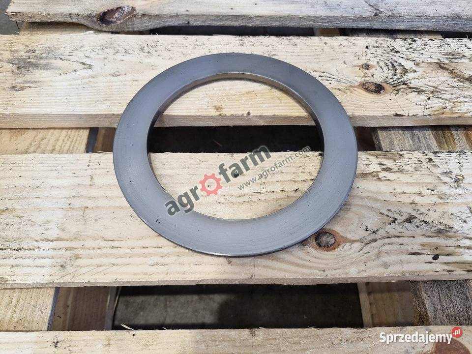 Dystans sprzęgła Fendt 939 930 927 822