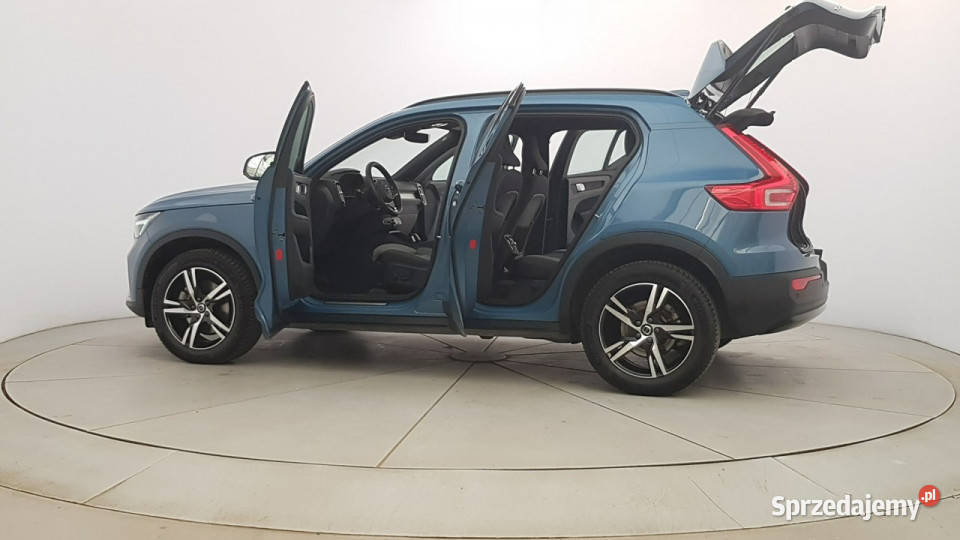 Volvo XC 40 B3 Plus Dark Z polskiego salonu mazowieckie Warszawa