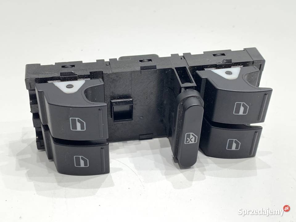 PRZEŁĄCZNIK SZYB VW PASSAT B7 1015 Kombi