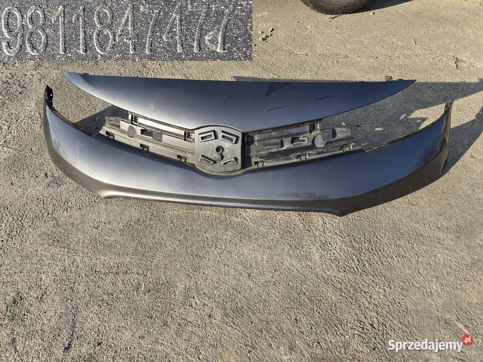 Toyota Proace atrapa górna zderzak przód szary osobowe Zderzaki dolnośląskie Legnica
