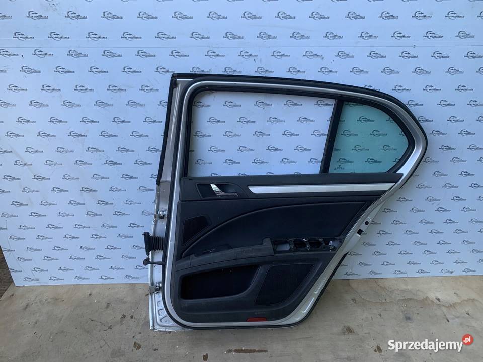 SKODA SUPERB II 10r drzwi prawe tył