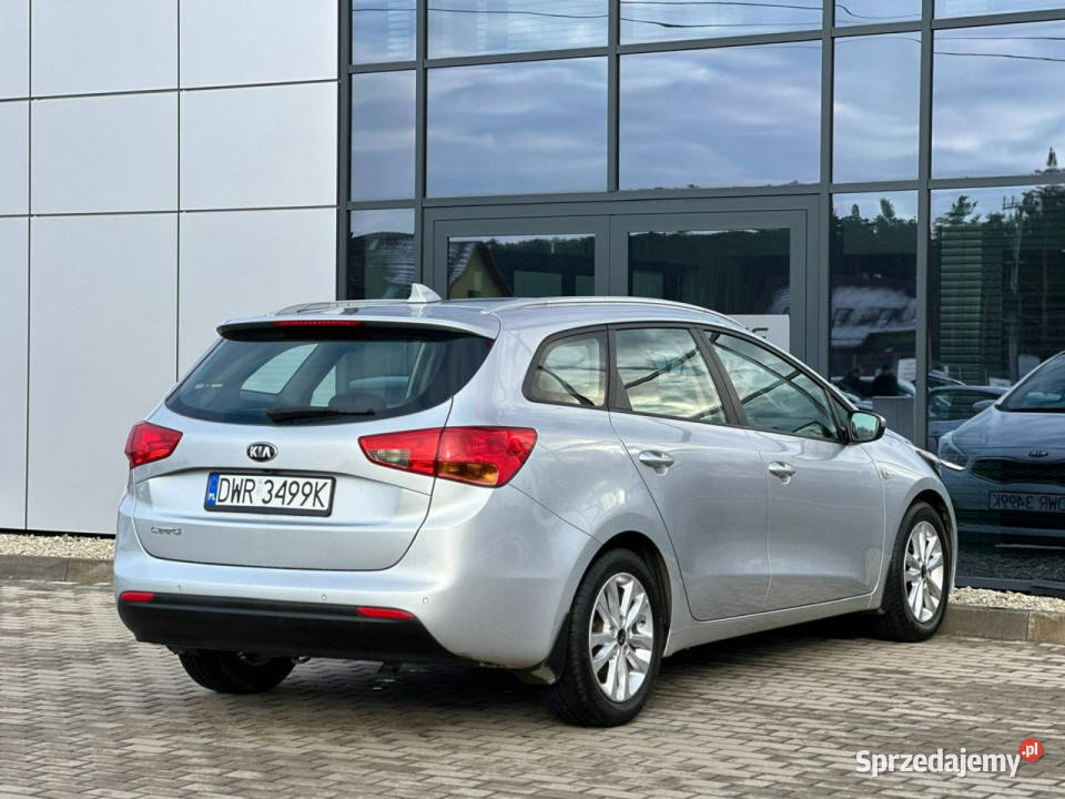 Kia Ceed SalonPL LED KameraCzujniki Climatronic światła LED Kąty Opolskie