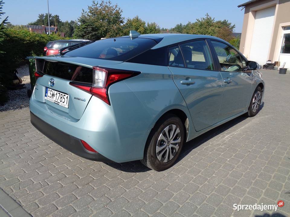 TOYOTA PRIUS Hybrid 4x4 Dolna Grupa