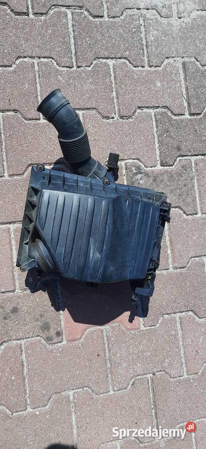 Obudowa filtra powietrza Opel corsa C 10