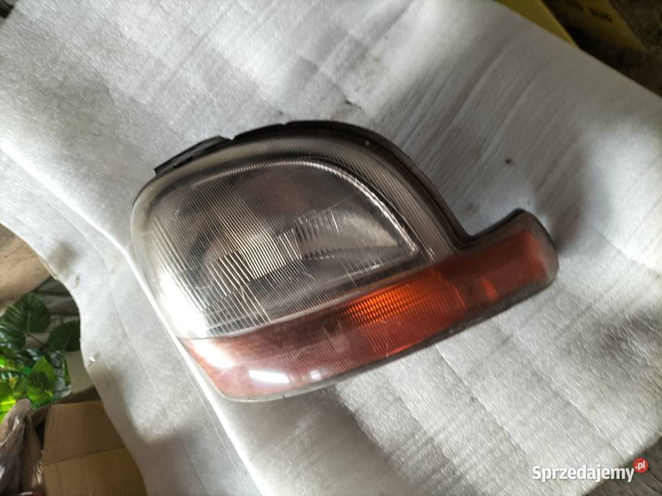 RENAULT KANGOO LAMPA PRZÓD PRZEDNIA PRAWA sprzedam