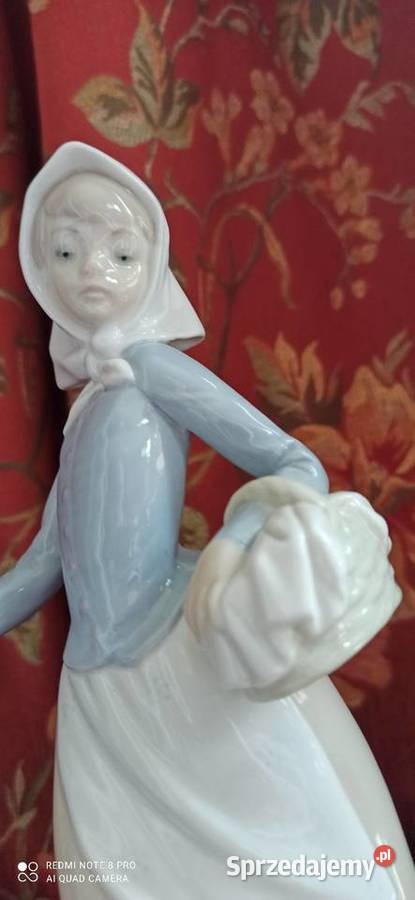 FIGURKA MŁODEJ DZIEWCZYNY Z pieskiem
Zaphir Made Antyki, Sztuka, Kolekcje Gdańsk