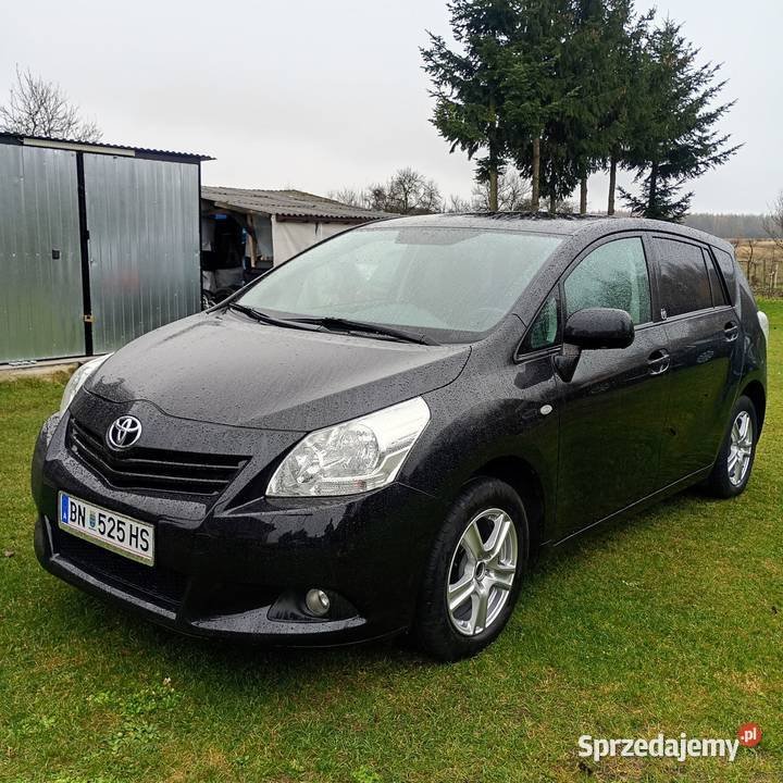 Toyota Verso 18 147 benzyna automat 7 osobowy mazowieckie Radom