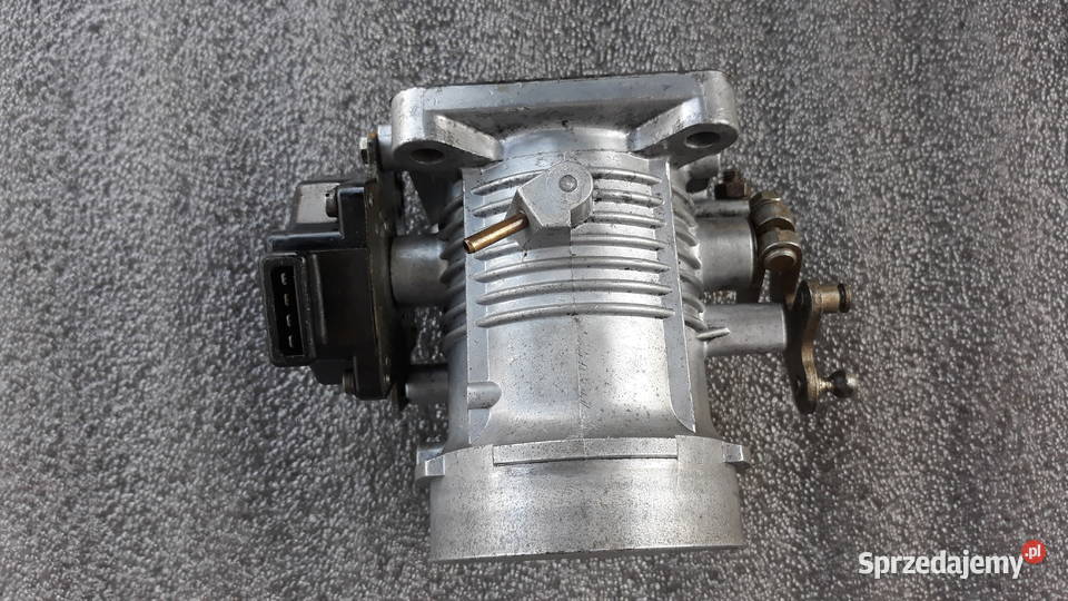 Przepustnica Mercedes V8 116 107 108 109 Bukownica