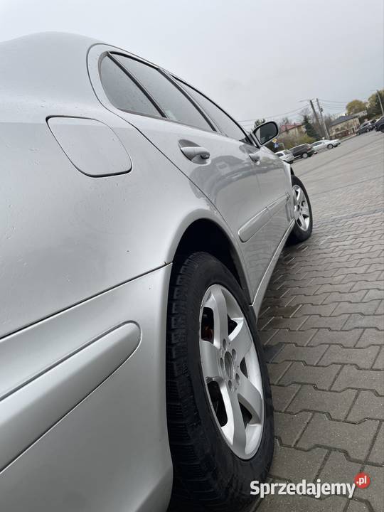 Mercedes W211 wklasa 32CDI 2004 204 sedan Zalesice