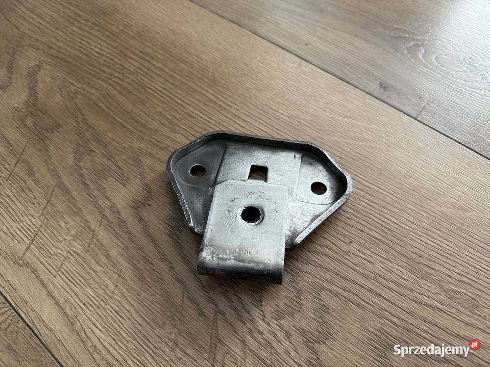 Wspornik zawieszenia silnika do FIAT 126 p Sosnowiec
