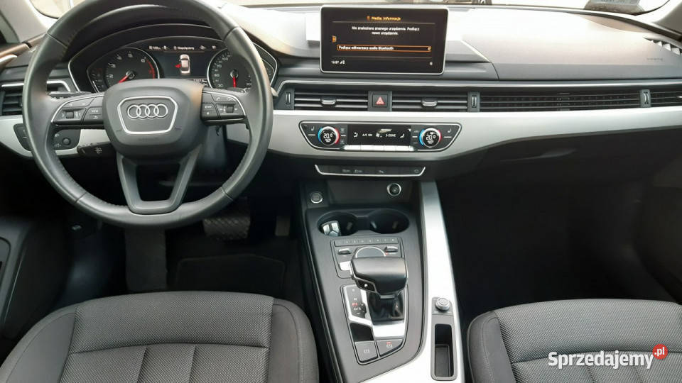 Audi A4 samochód krajowy Gwarancja 2 KPL OPON reflektory ksenonowe Tychy