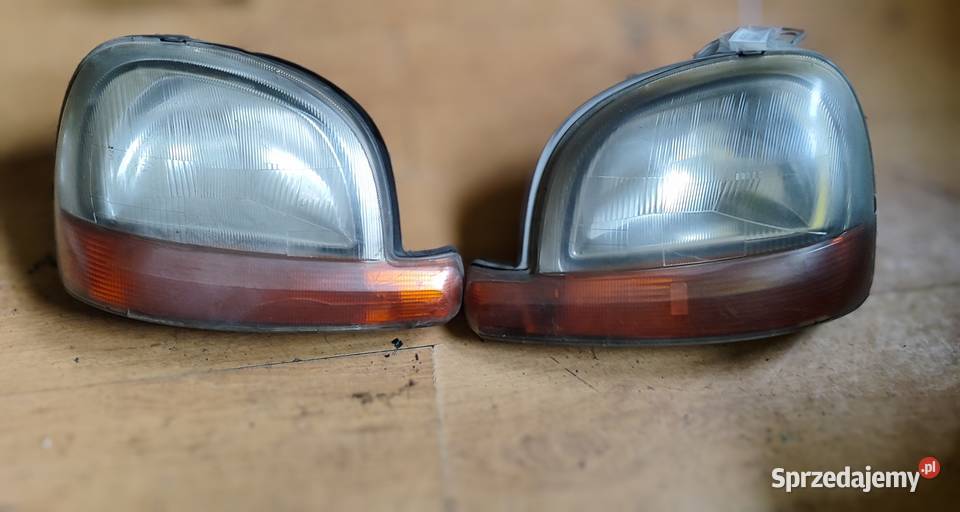 Renault Kangoo Lampy przednie kpl