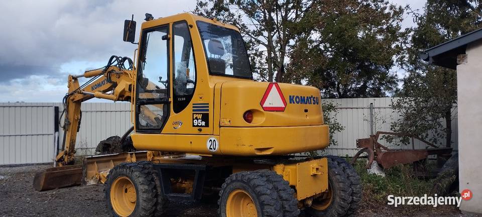 Koparka kołowa Komatsu PW 95 10 ton Tarnów sprzedam