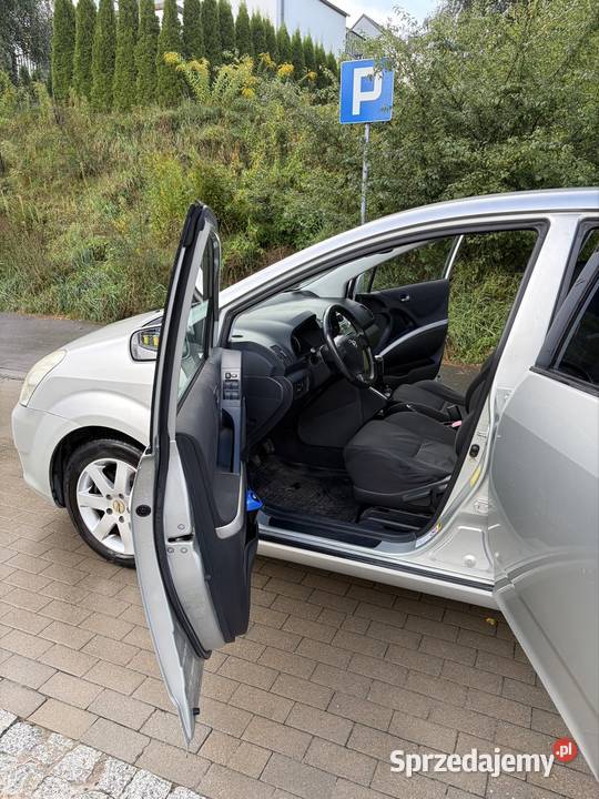 Toyota Corolla Verso 18 VVTi 129 z instalacją klimatyzacja