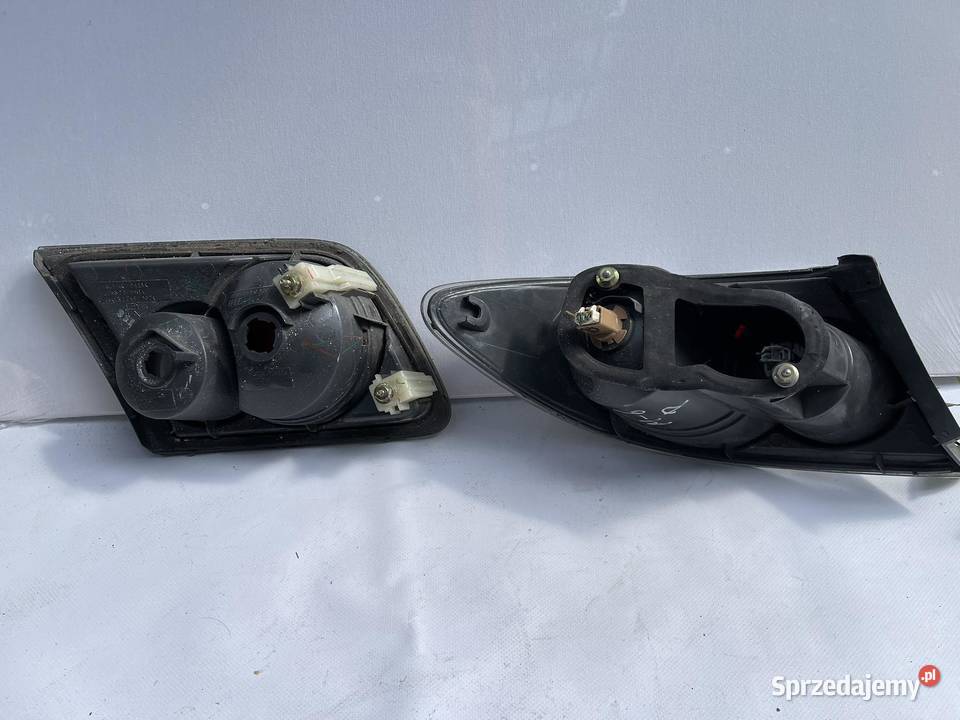 MAZDA 6 PRAWA LAMPA W KLAPĘ I BŁOTNIK Ostroróg