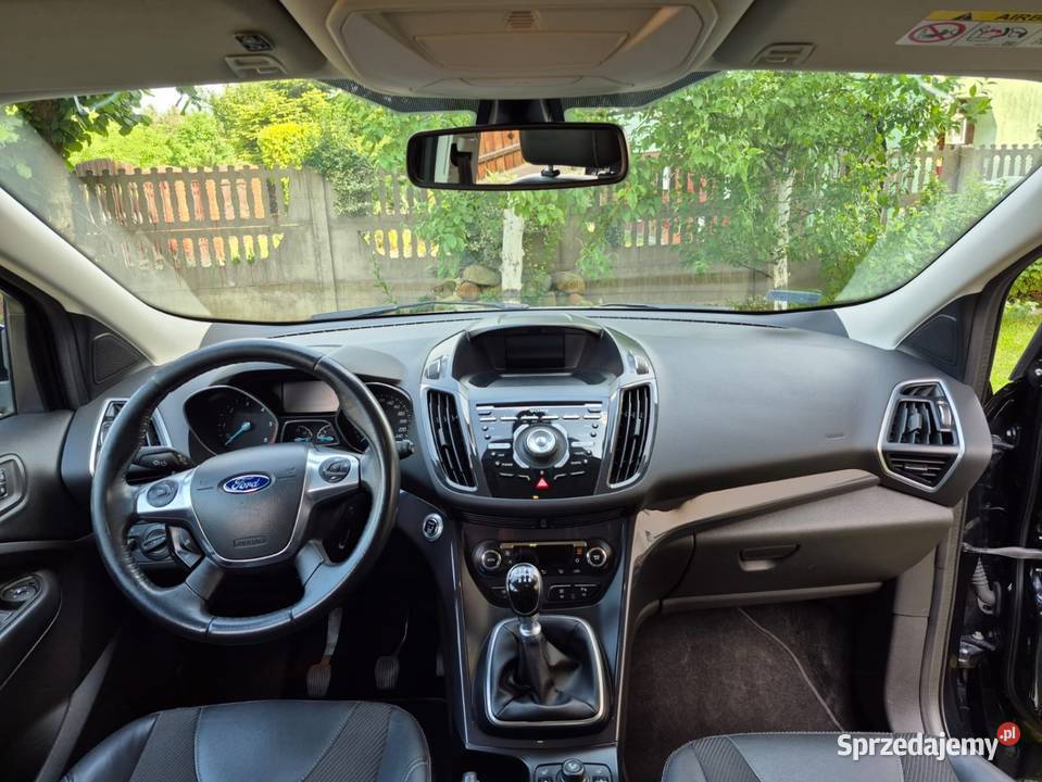 Czarny Ford Kuga 2014 opony zimoweletnie Motoryzacja Rudnik nad Sanem