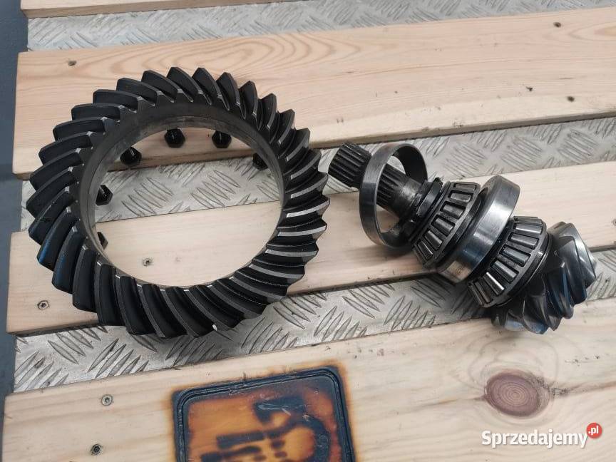 Wałek ataku Koło talerzowe Claas Arion 13X32 Wilkowo sprzedam