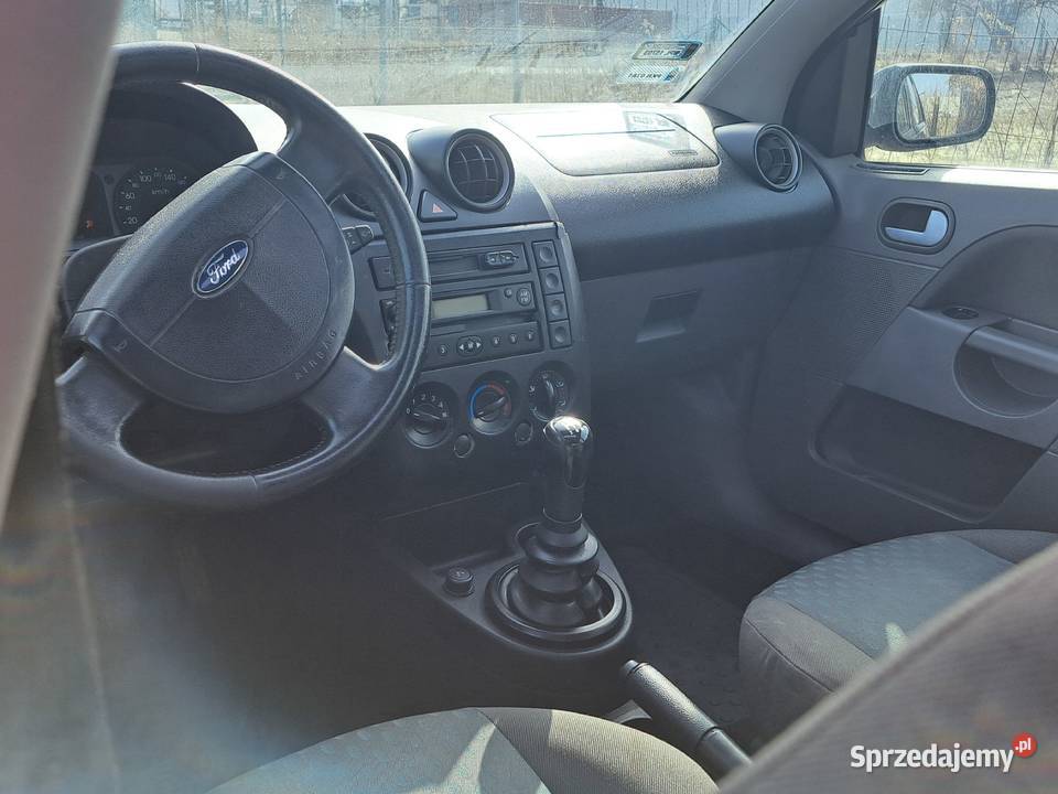 Sprzedam Forda Fieste 14 HDI diesel 2003r Rok produkcji 2003 Żyrardów