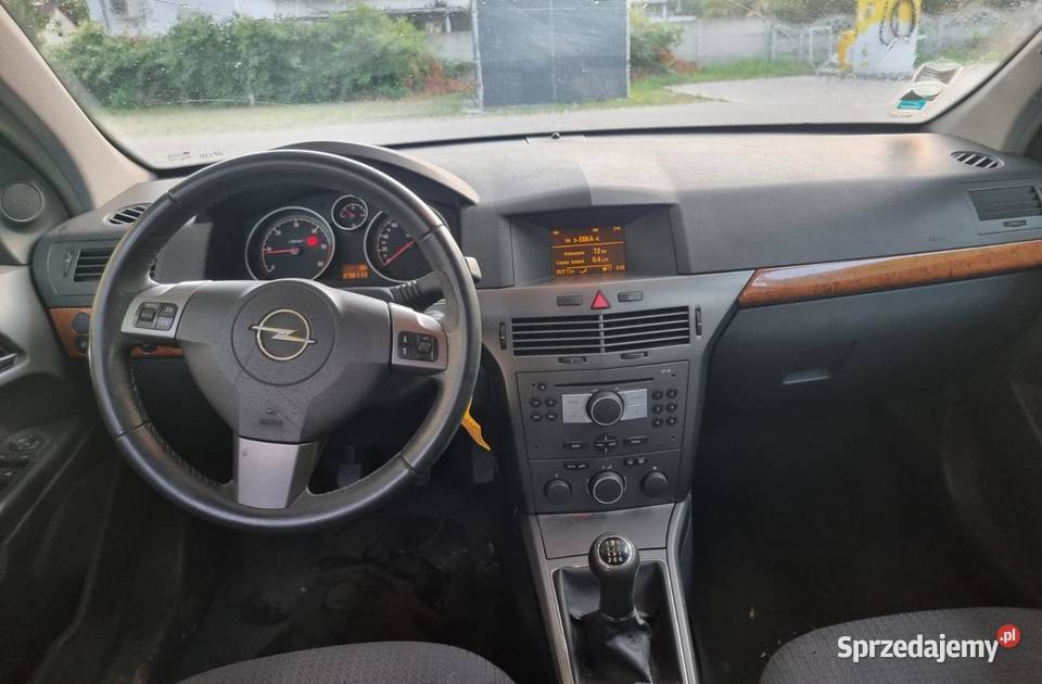 Opel Astra III kombi 17 CDTI manualna Poznań