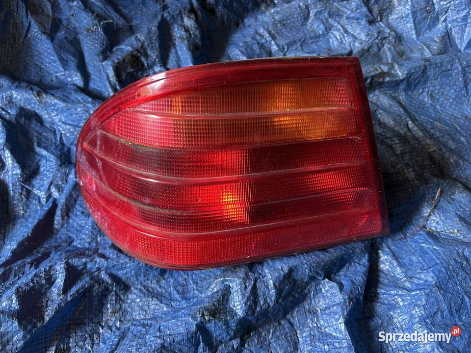 MERCEDESBENZ E W210 LAMPA TYLNA TYŁ STRONA LEWA Bolesławiec
