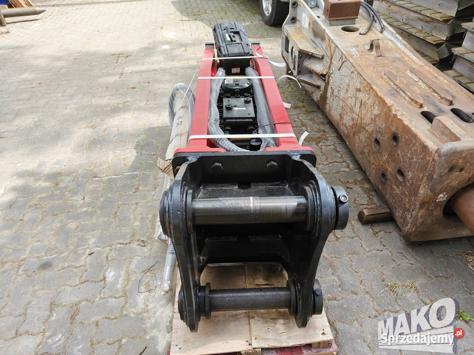 Nowy nieużywany Młot hydrauliczny Komak Ostrowiec Świętokrzyski