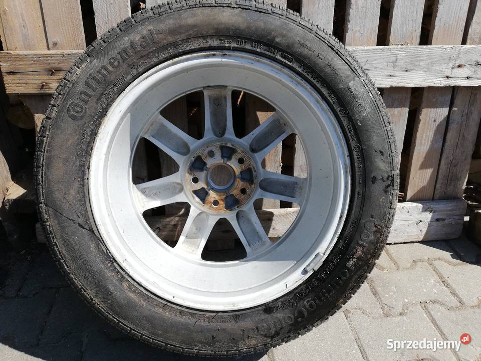 Nissan koło 17 Garwolin