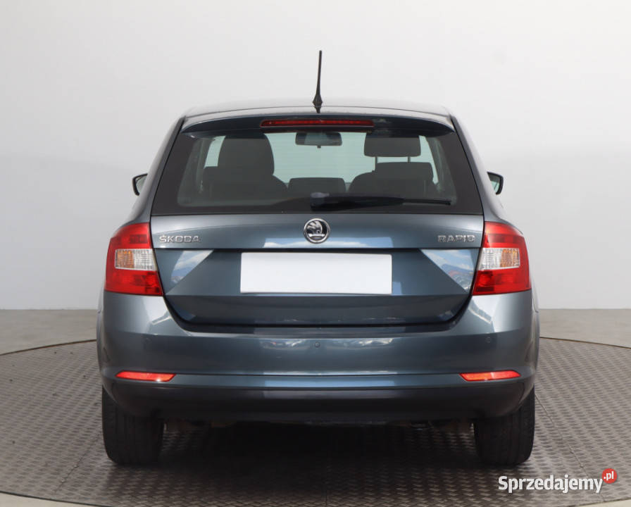 Skoda Rapid Spaceback 12 TSI radio Bielany Wrocławskie