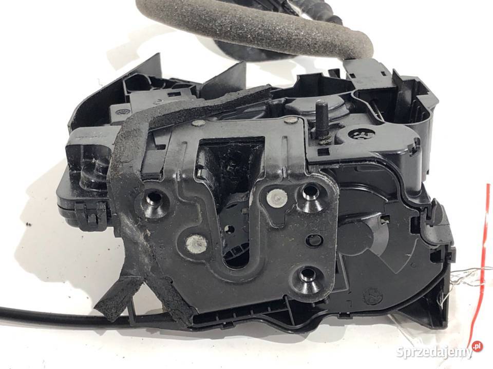 ZAMEK DRZWI LEWY TYŁ RENAULT MEGANE IV Hatchback sprzedam