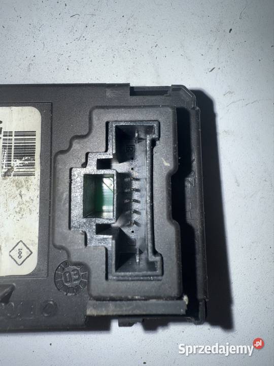 CZYTNIK KARTY RENAULT SCENIC 2 S118539002A osobowe Ostrzeszów