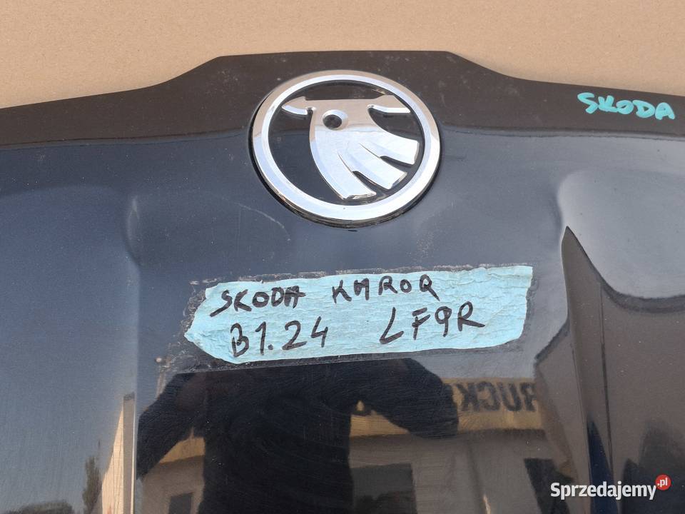 SKODA KAROQ MASKA POKRYWA SILNIKA 57A823155 osobowe Bieleń