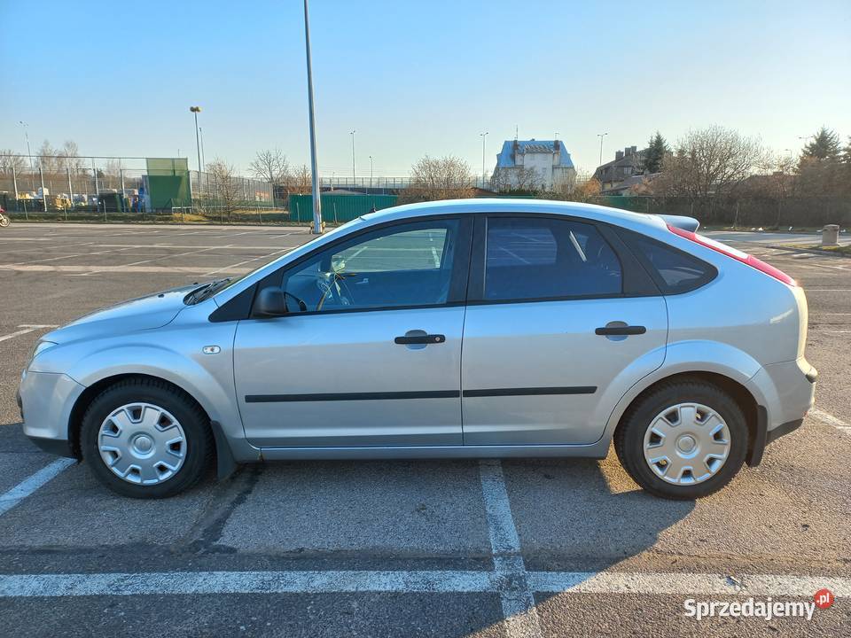 FORD FOCUS 16 MAŁY PRZEBIEG Warszawa