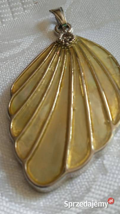 SREBRZONY MEDALION W KSZTAŁCIE LIŚCIA posrebrzane Piła