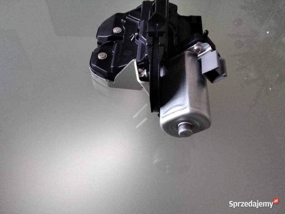 Zamek tylnej klapy Porsche Cayenne 958 zamiennik