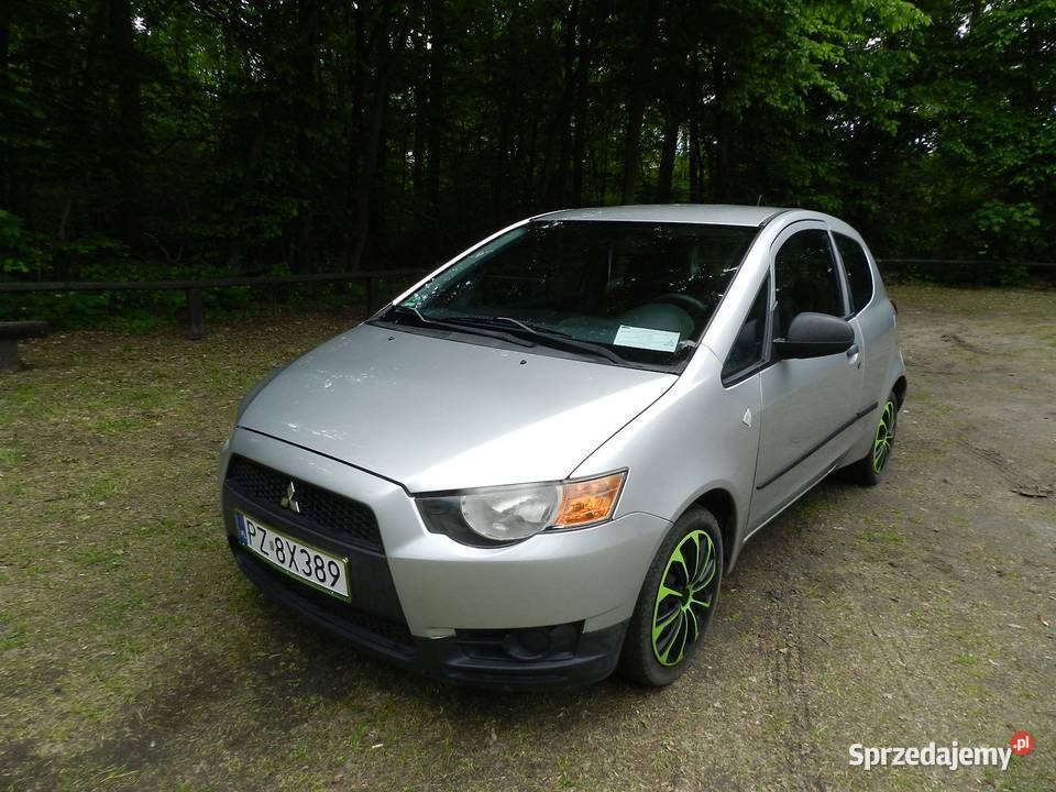 Mitsubishi Colt VII 13 Ekonomiczny Niezawodny welurowa tapicerka Colt