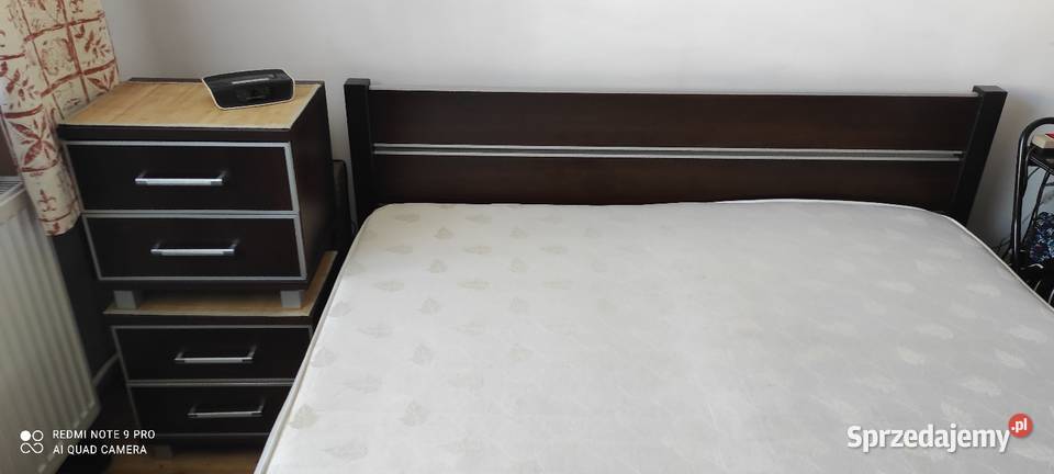 Łóżko z materacem ze stoliczkami 160cm Żory