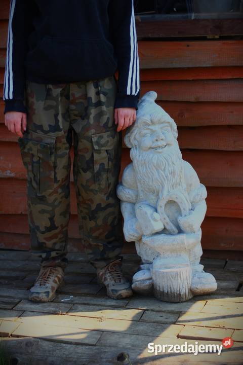 Figury rzeźby ogrodowe krasnal kowal dolnośląskie Goliszów