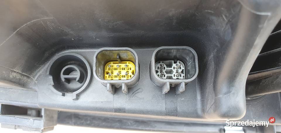 MAN TGX TGS REFLEKTOR LEWY LAMPA LEWA XENON Bieleń