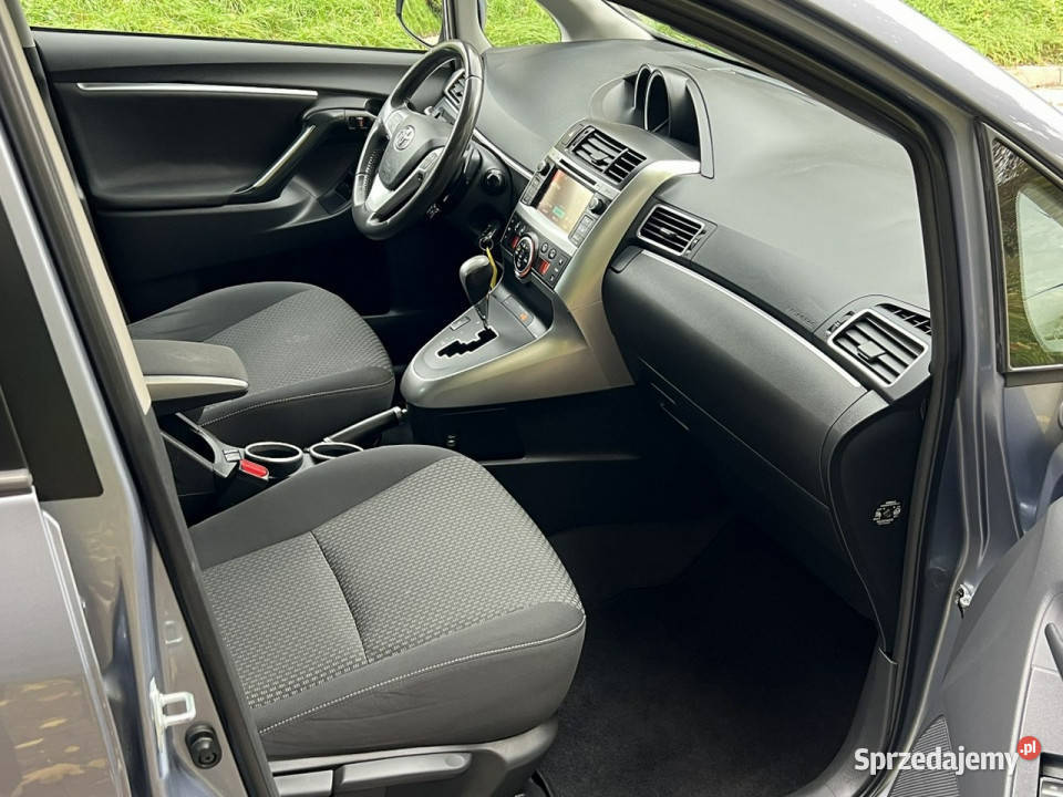Toyota Verso Toyota Verso 18 Benzyna opłacony Gostyń