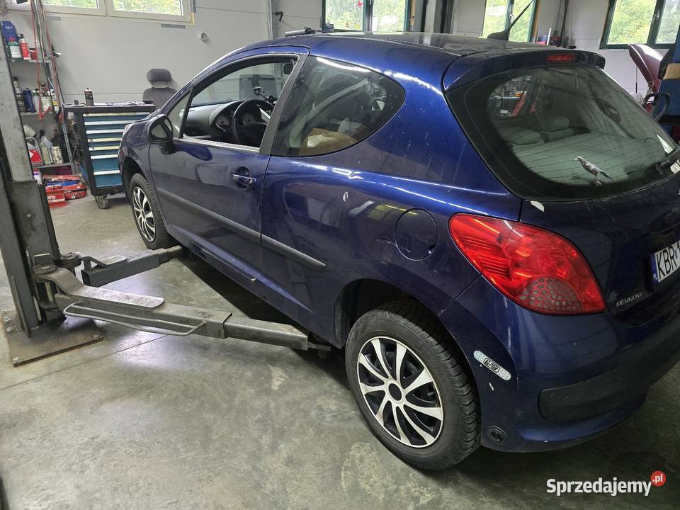 Peugeot 207 14 vti Gaz uszkodzony elektryczne szyby Brzesko sprzedam