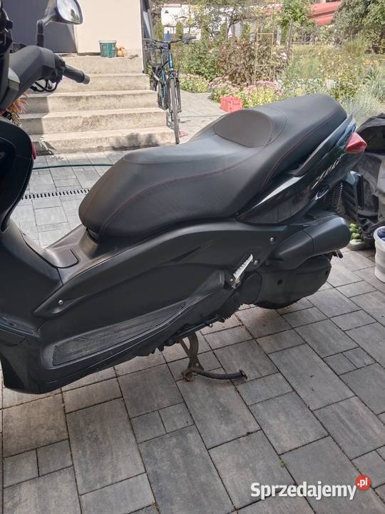 Yamaha XMax 125 Rok produkcji 2011 mazowieckie Ząbki