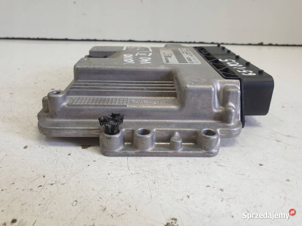 Volvo S60 II 16 T2 STEROWNIK SILNIKA 0261S07523