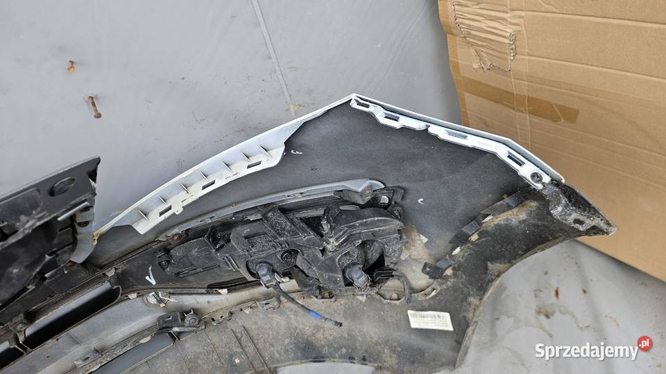 KIA SPORTAGE III ZDERZAK PRZEDNI PRZÓD GRILL Radom