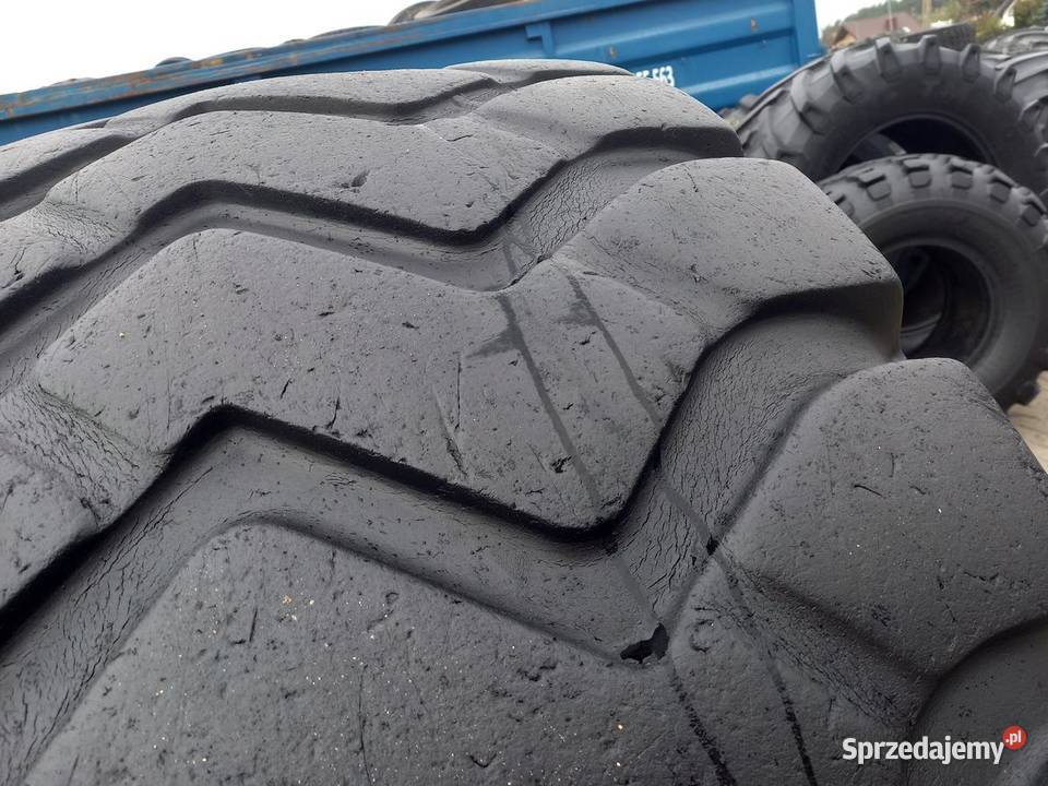 4x Opona używana przemysłowa 235R25 MTP WB01 Zaścianki