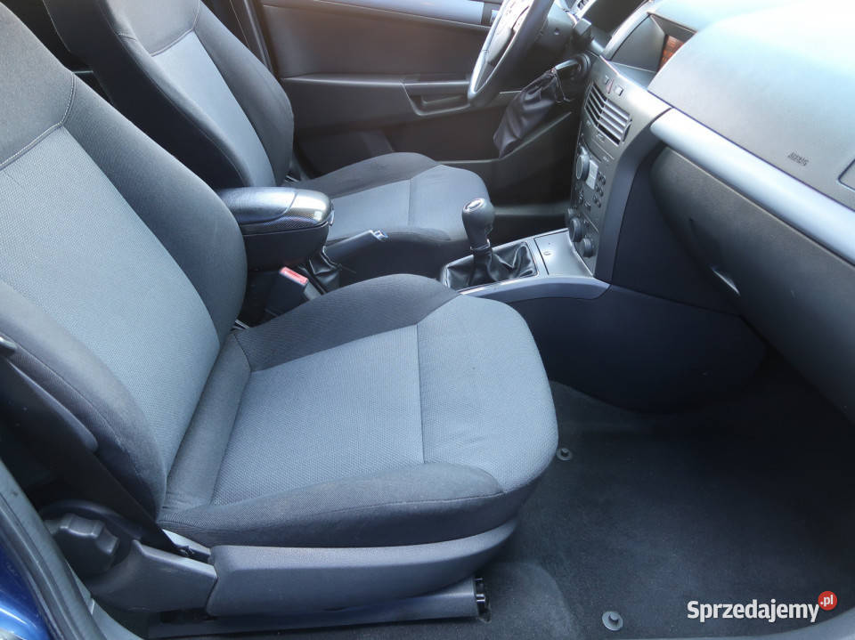 Opel Astra 16 16V światła przeciwmgielne